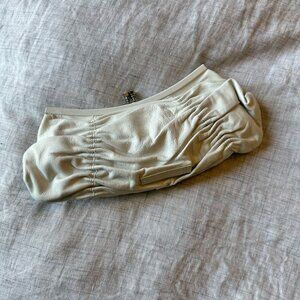 Like new BCBGMaxAzria White Clutch